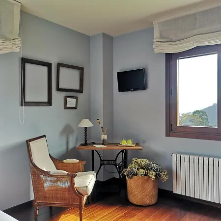 Reina Adosinda Pravia