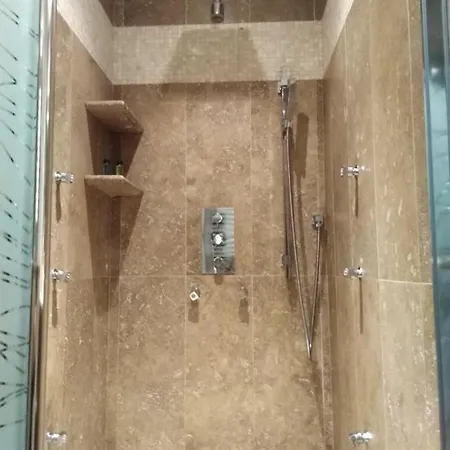 Reina Adosinda Pravia