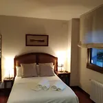 Hotel Reina Adosinda