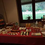 Reina Adosinda Hotel 2*