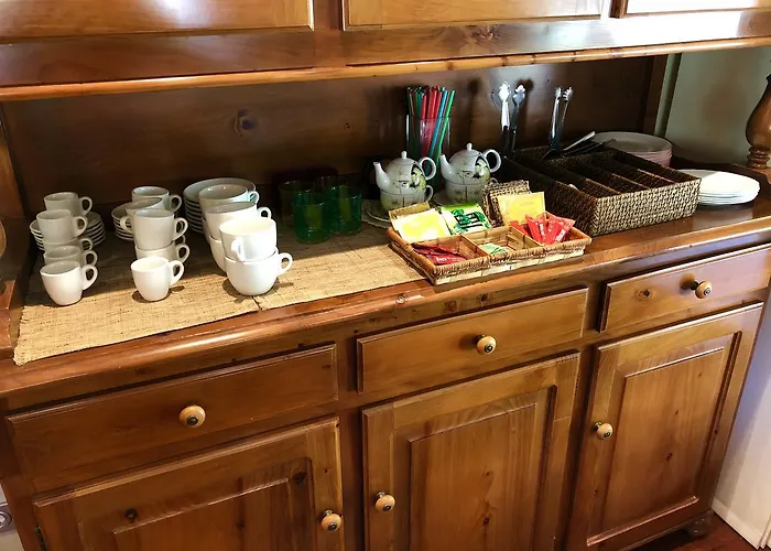 Reina Adosinda Hotel 2*