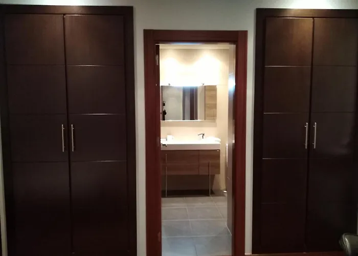 Hotel Reina Adosinda