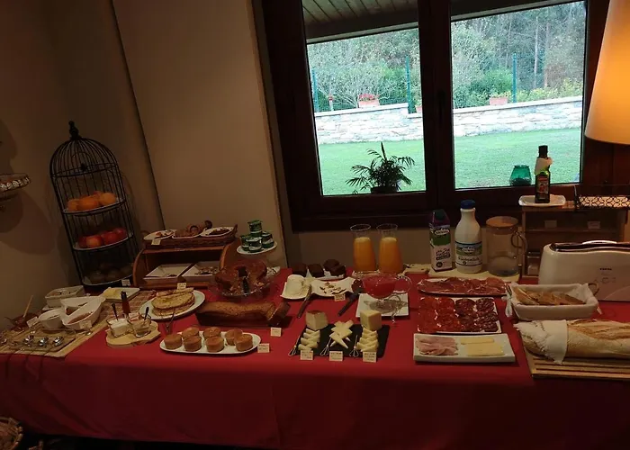 Reina Adosinda Hotel 2*